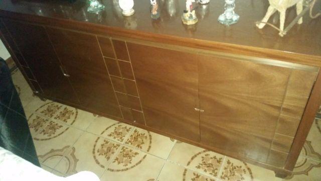 Móvel madeira maciça pesado excelente estado