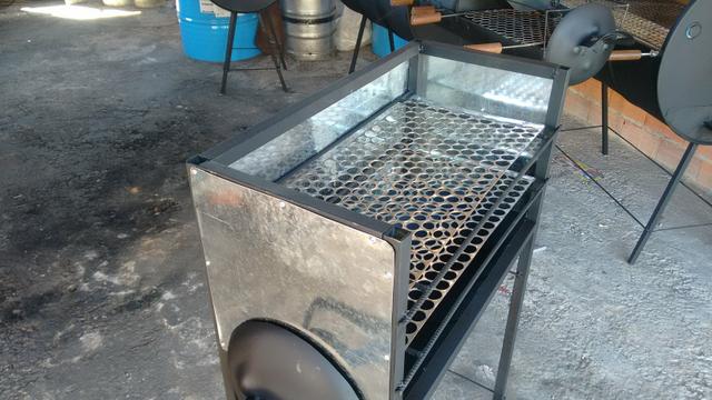 Churrasqueira artesanal para espetinhos