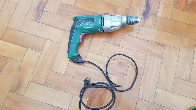 Furadeira de Impacto 810w