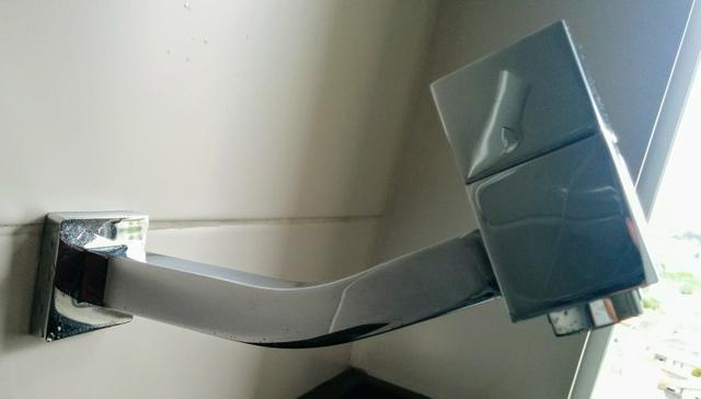 Torneira para lavatório de parede lorenzetti