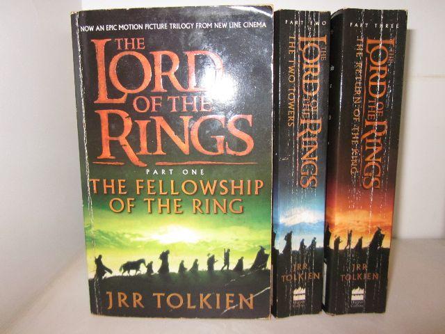 Trilogia Lord of the Rings (Senhor dos Anéis)  3 Volumes
