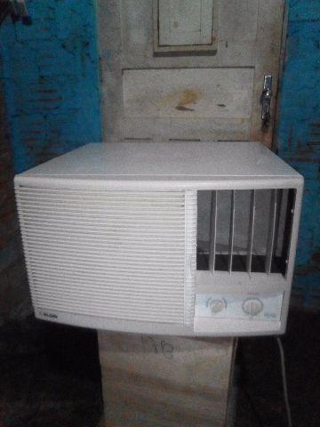 Ar de janela de 12 mil BTUs