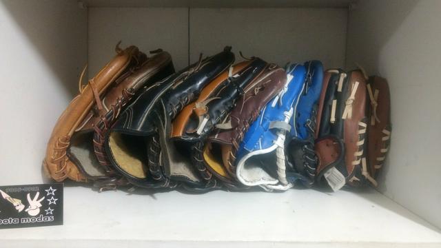 Luva de beisebol diversos modelos