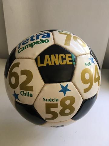 Bola da Copa de 94 - Bola de Ouro do Jornal Lance