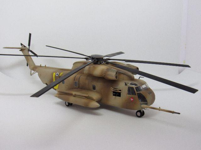 Miniatura helicóptero HH-53C