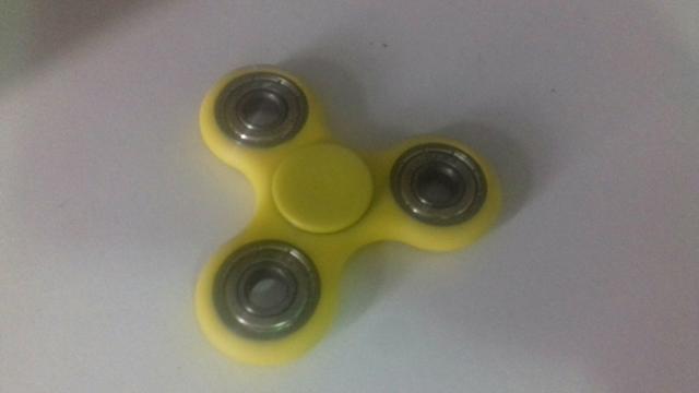 Fidget spinner