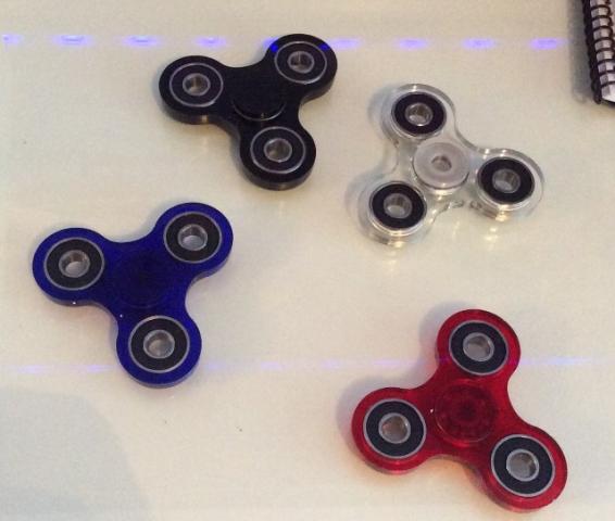 Hand spinner acrílico