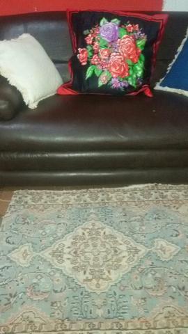 Belo sofá de 3 lugares