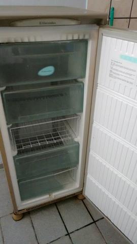 Freezer barato