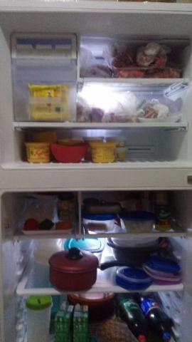 Geladeira 553 Litros Frost Free Electrolux Semi nova Branca