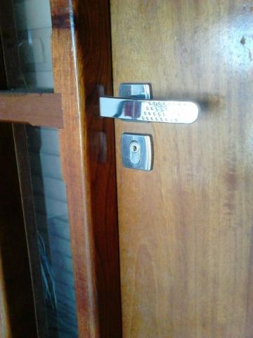 Portas de madeiras em ótimo estado w.h.a.tsapp
