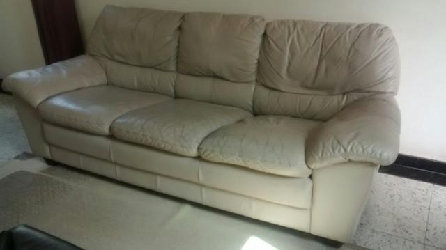Sofá de couro (3 lugares)