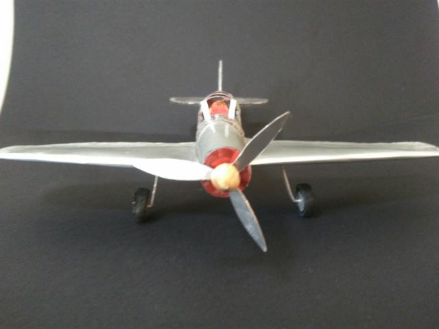 Avião de alumínio miniatura