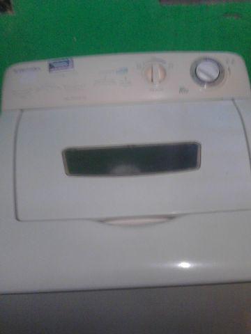 Maquina de lavar roupa faz tudo Electrolux