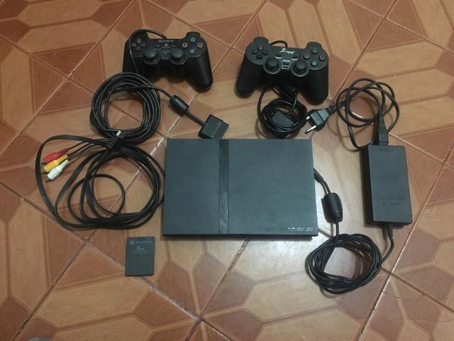 PlayStation 2 Slim em perfeito estado
