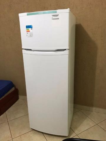 Refrigerador Consul Duplex 334 L Cycle Defrost