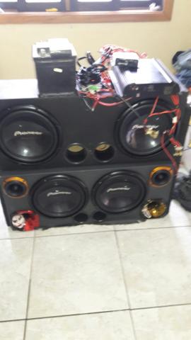 Vendo som automotivo 