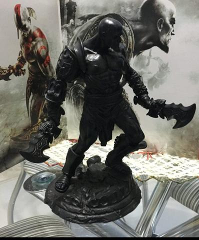 Action figure Kratos - God of War omega edition
