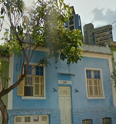 Alugo quarto para moças (Paulista)