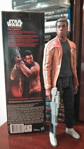Boneco Finn Star Wars o Despertar da força.