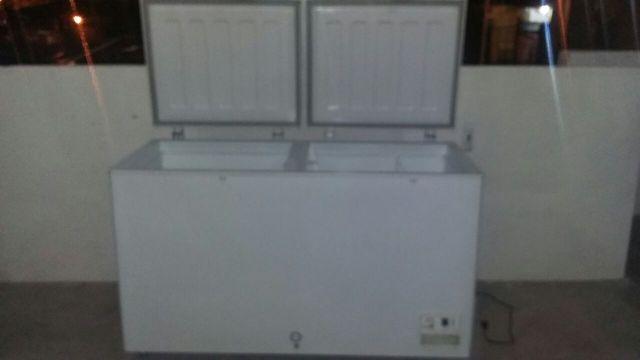 Freezer fricon 503L horizontal/ duas portas