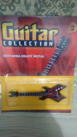 Guitarra em miniatura