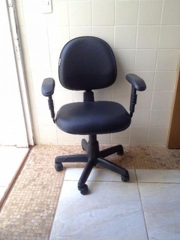Vende-se cadeiras para escritório