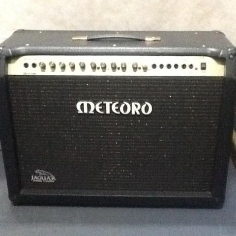 Amplificador Meteoro Jaguar 200W stereo/chorus
