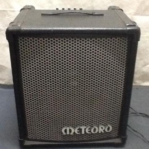 Amplificador de baixo Meteoro QX200