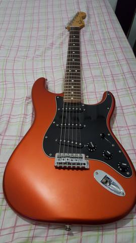 Guitarra fender stratocaster (MEX)