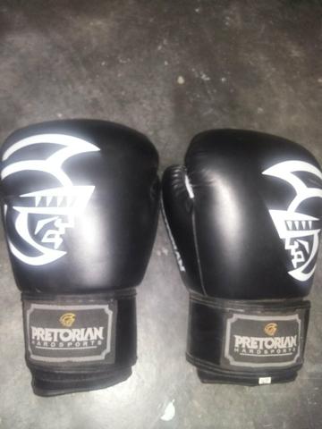 Luvas Pretorian Muai thai e boxe