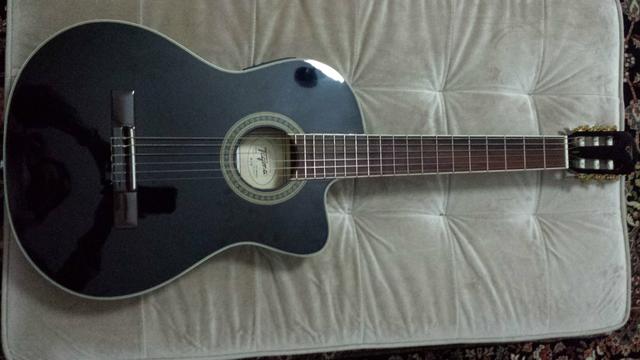 Violão tagima madrid