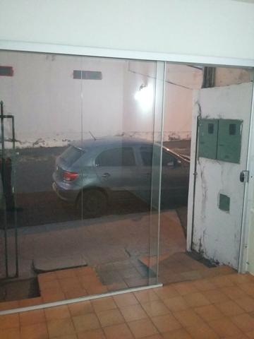 Blindex com porta de correr