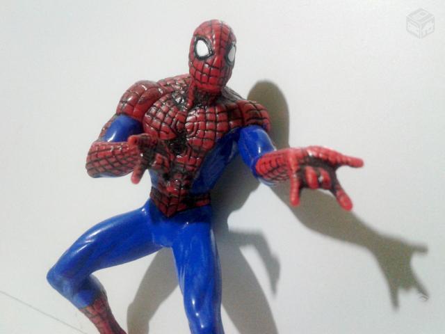Boneco homem-aranha