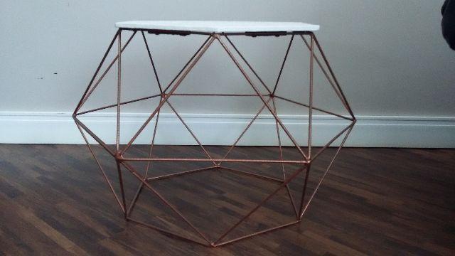 Mesa Hexagonal - Fabricação Artesanal
