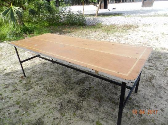 Mesas para fábricas, empresas etc