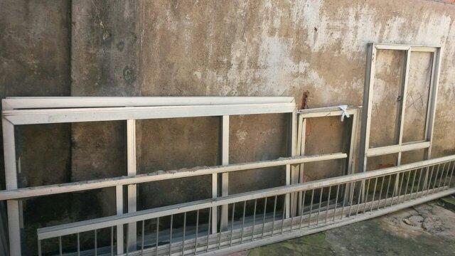 Portas e janelas de alumínio Aceito propostas