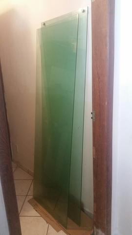 Box blindex verde para banheiro.leia o anúncio