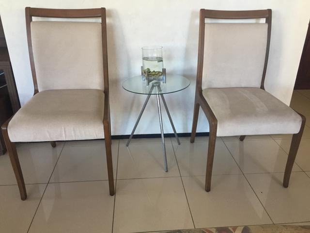 Cadeiras acolchoadas