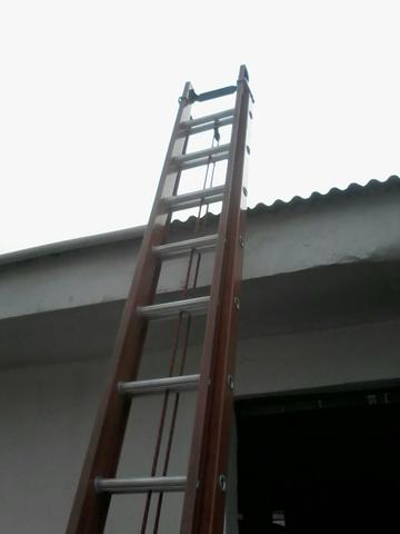 Escada de fibra extensiva de 7 metros