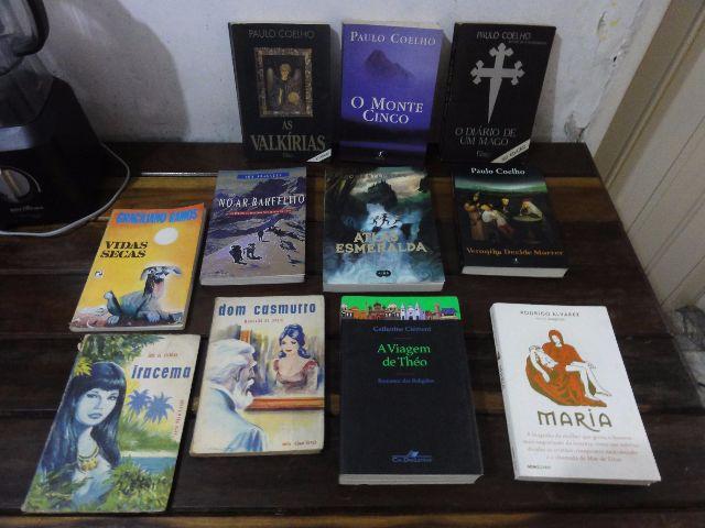 Lote de Livros do Paulo Coelho (e outros títulos)