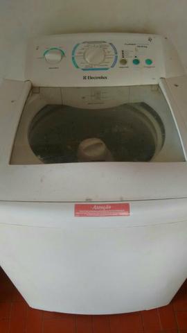 Máquina de lavar Eletrolux 12 kilos