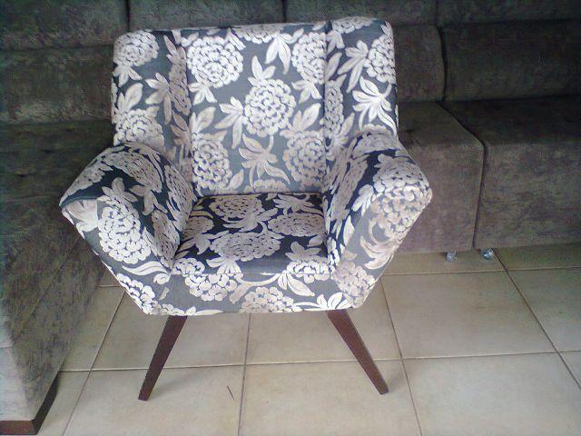 Poltronas Bia. Alta qualidade