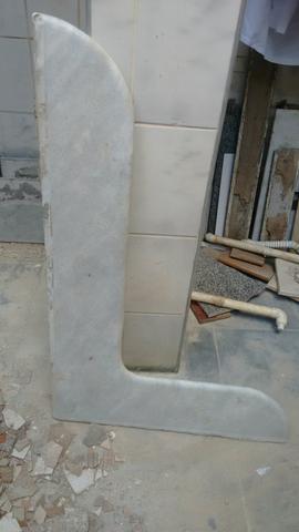 Prateleiras de mármore