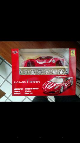 Miniatura de Montar - Ferrari Fiorano Maisto 1/24