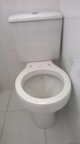 Vaso sanitário Celite, sem uso