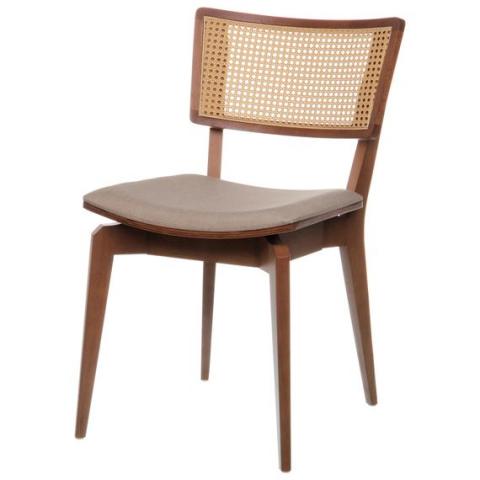 Cadeira madeira macica de bruno faucs
