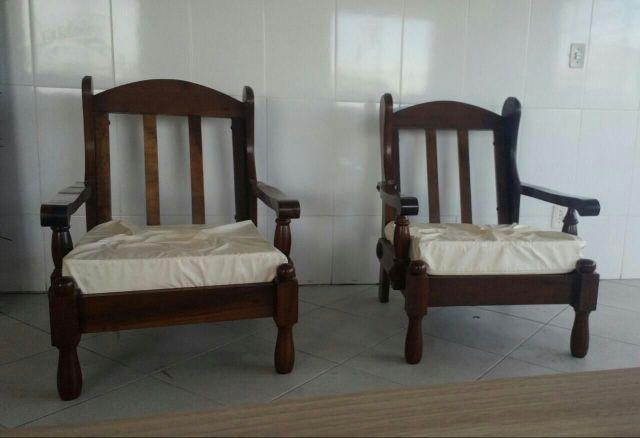 Cadeiras maciças
