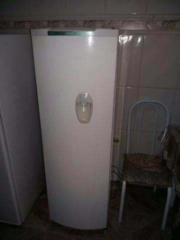 Geladeira C/ Dispenser de aguá