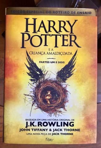 Livro Harry Potter e a Criança Amaldiçoada